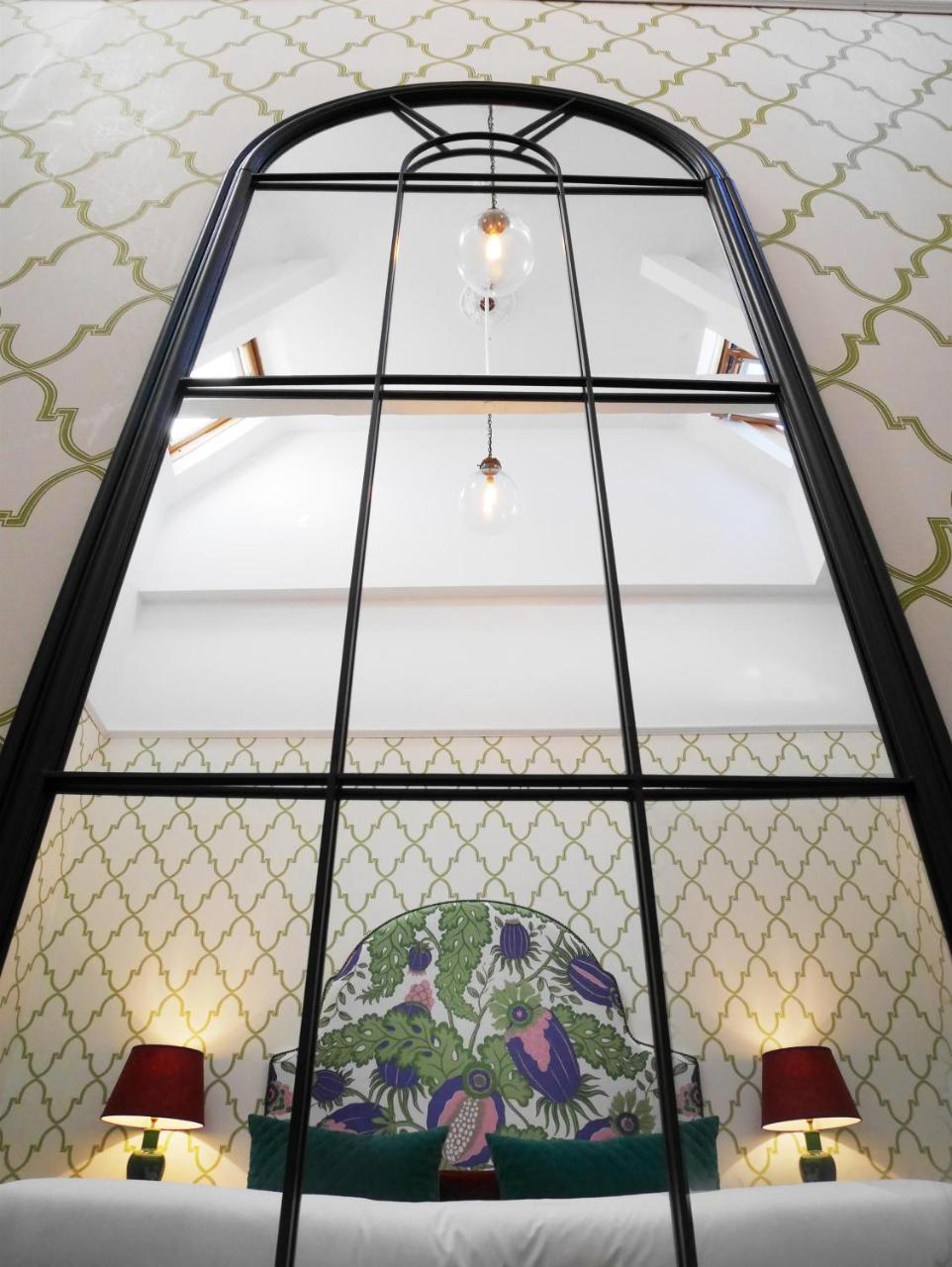 The Fleece Hotel Witney Bagian luar foto